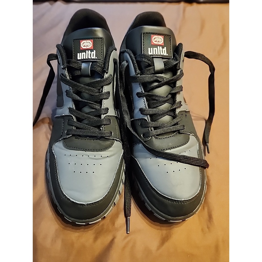 United Black And Grey Size 9.5 Men's Shoes